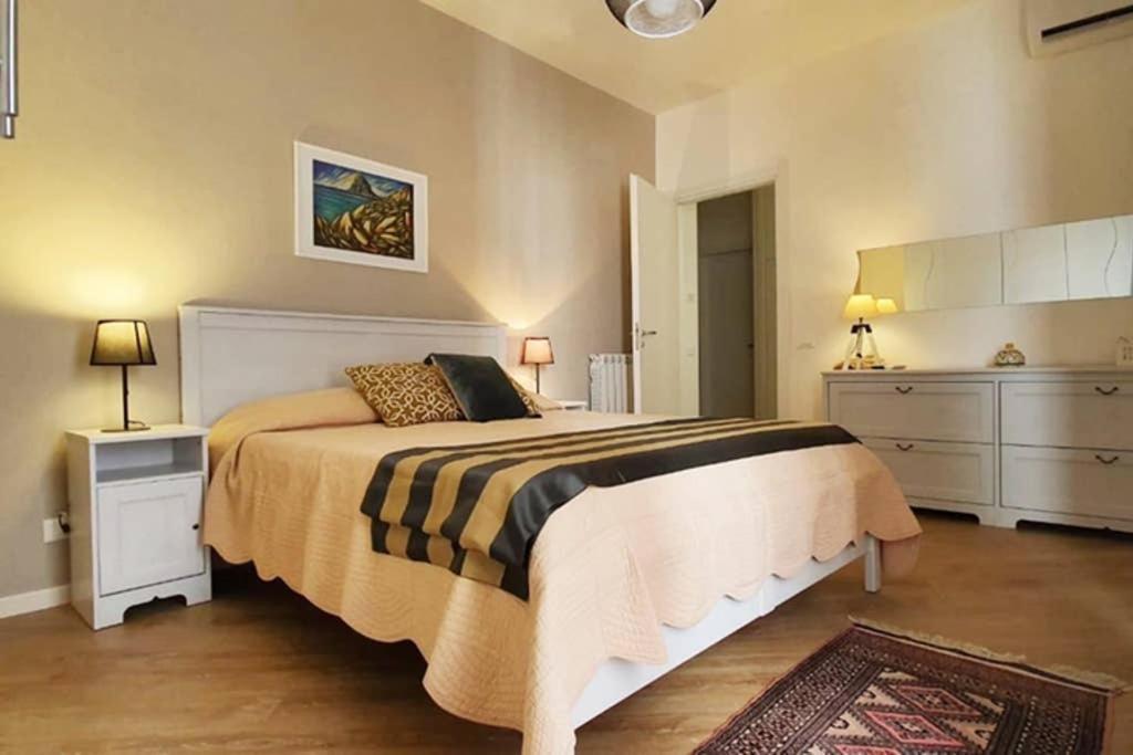 Libertyhouse Apartment ปาแลร์โม ภายนอก รูปภาพ